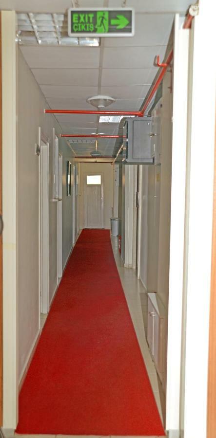 Vatan Yurt Hostel Estambul Exterior foto