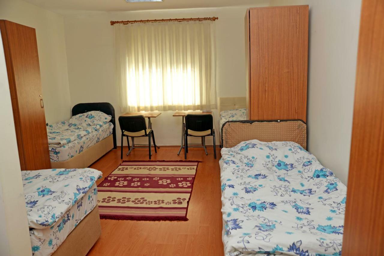 Vatan Yurt Hostel Estambul Exterior foto