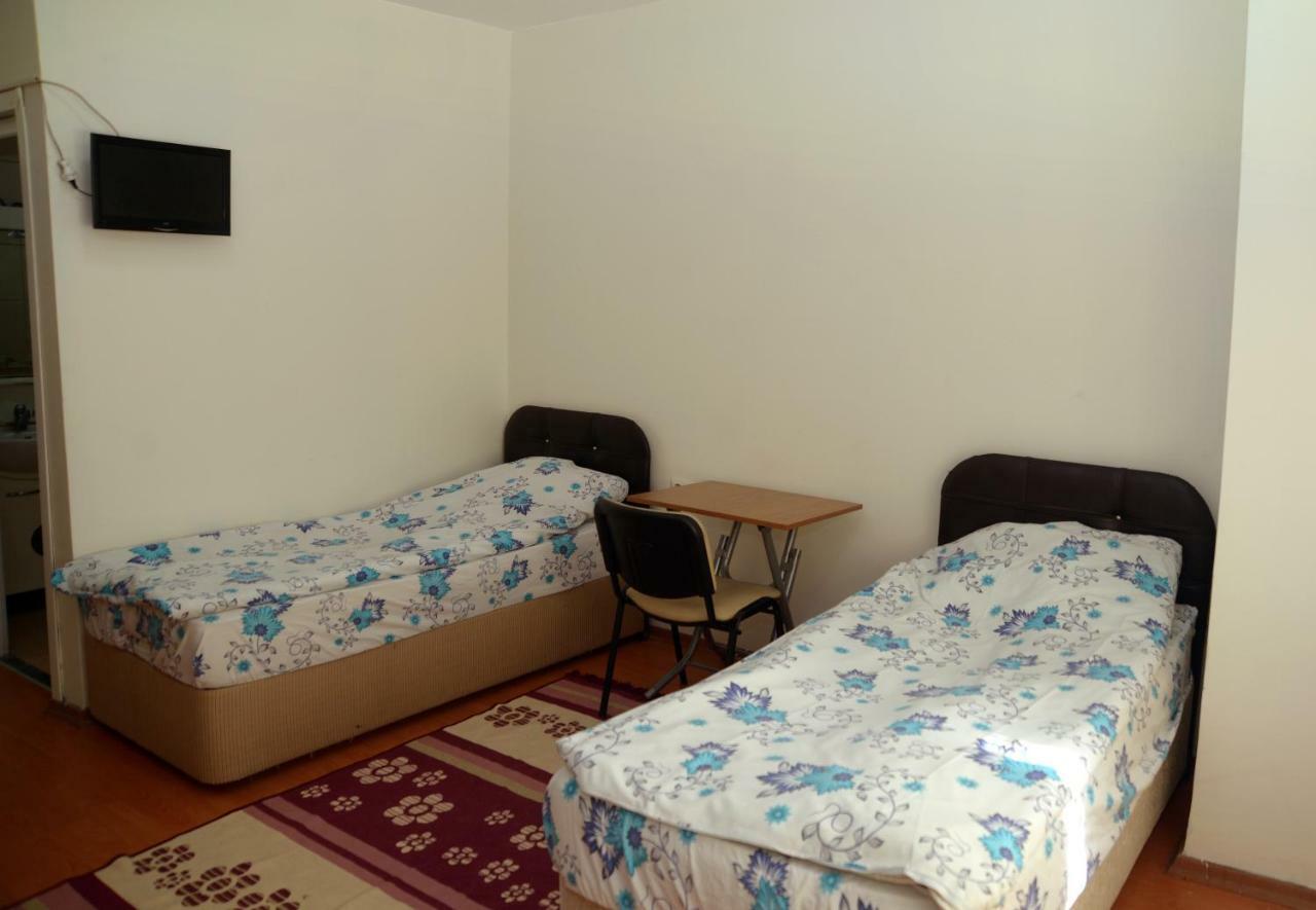 Vatan Yurt Hostel Estambul Exterior foto
