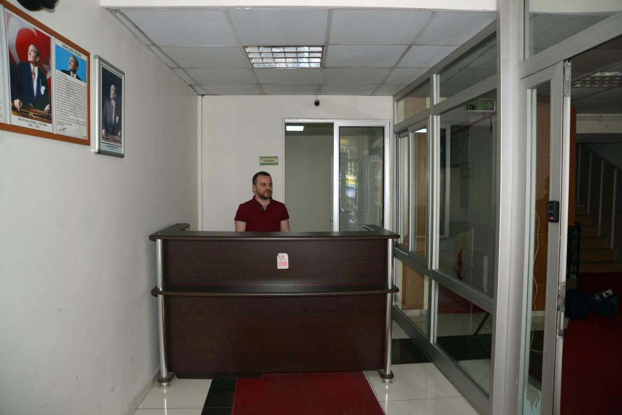 Vatan Yurt Hostel Estambul Exterior foto